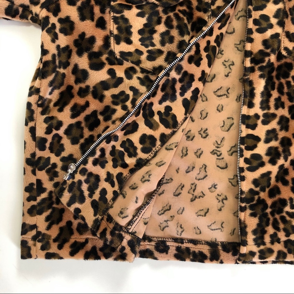 David Paul Leopard Print Zip Front Top Or Jacket - image 6